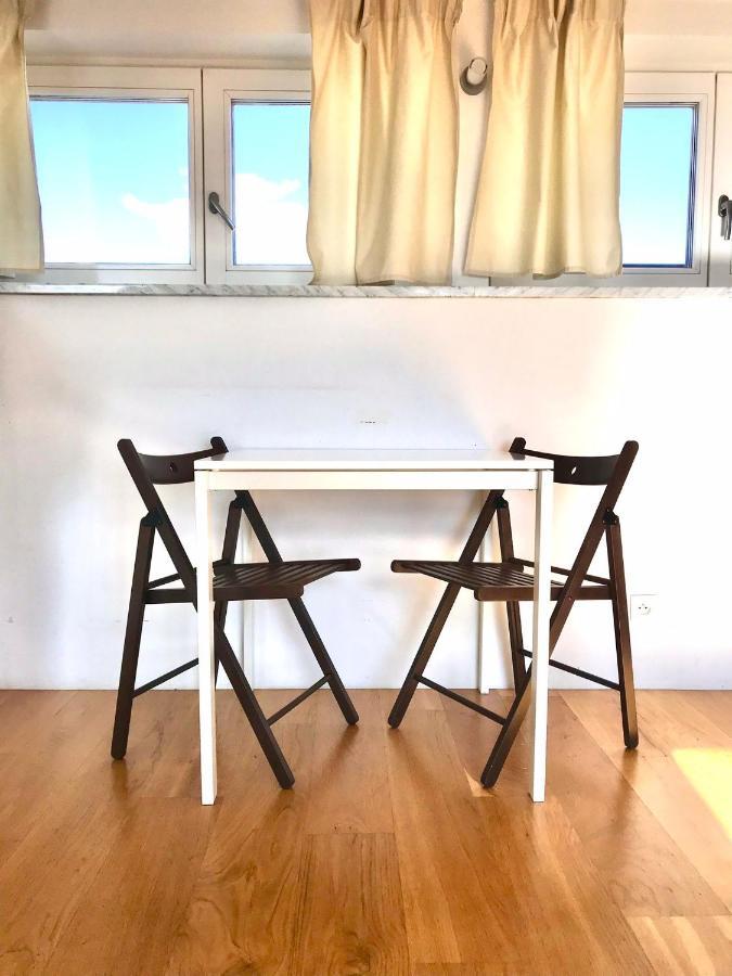 Bezagenta Wilcza8 Minimalist Studio Central Location وارسو المظهر الخارجي الصورة